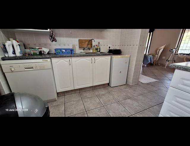 3 BEDROOM DUPLEX FOR SALE IN ISLAND VIEW